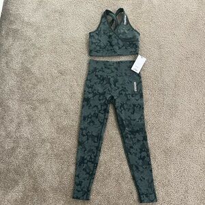 Gymshark Green Camo Set Size Small